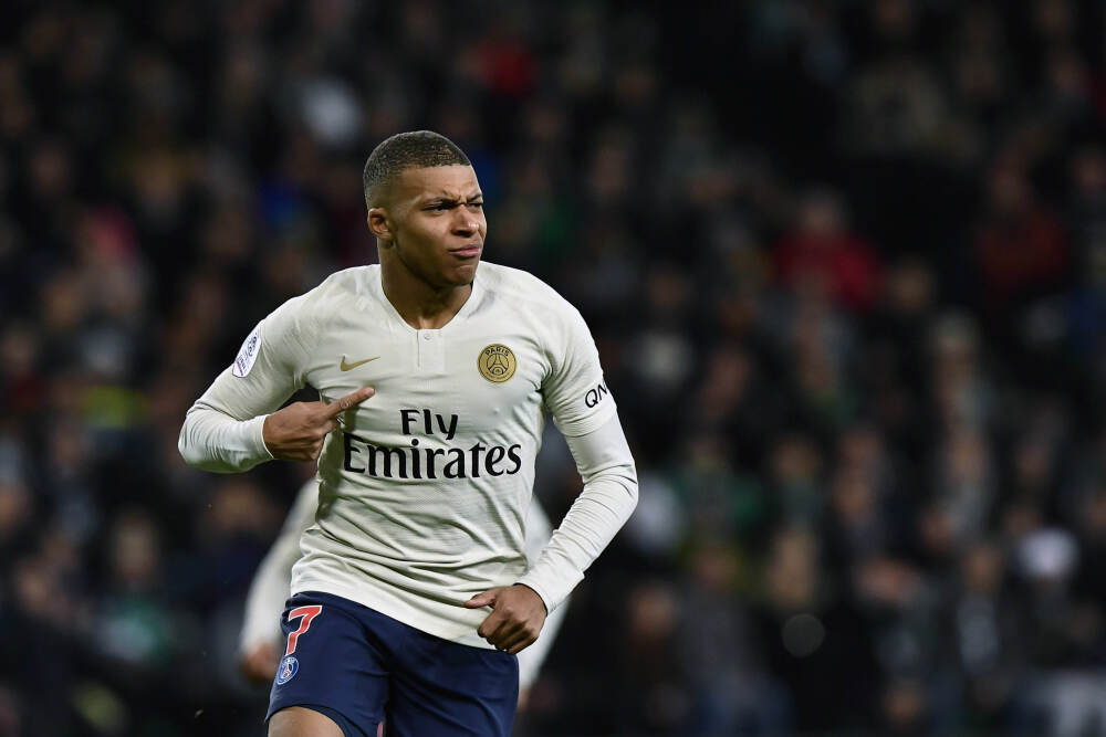 高盛悄悄加仓8家中国算力公司! 这门“稳生意”藏啥门道?